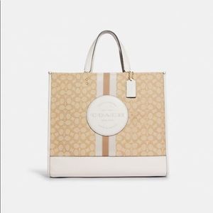 Dempsey Tote 40 In Signature Jacquard With Stripe And Coach Patch